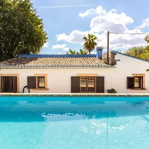 https://finca-can-lluc-alaro.balearic-islands.net